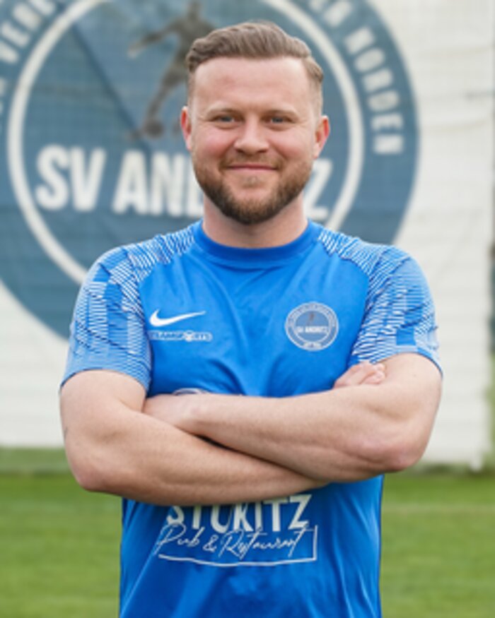Lukas, Kapitän